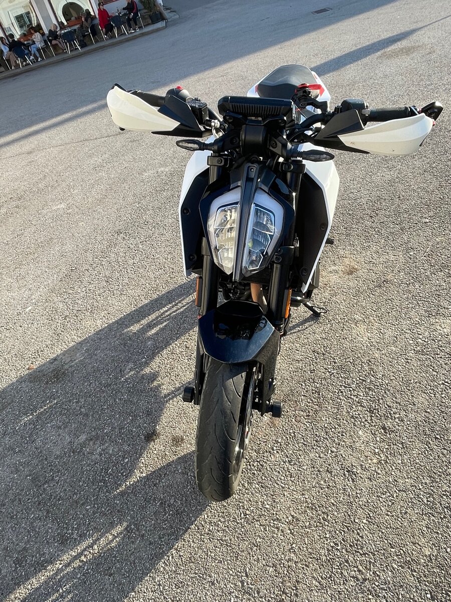 Ktm duke 390 - 3
