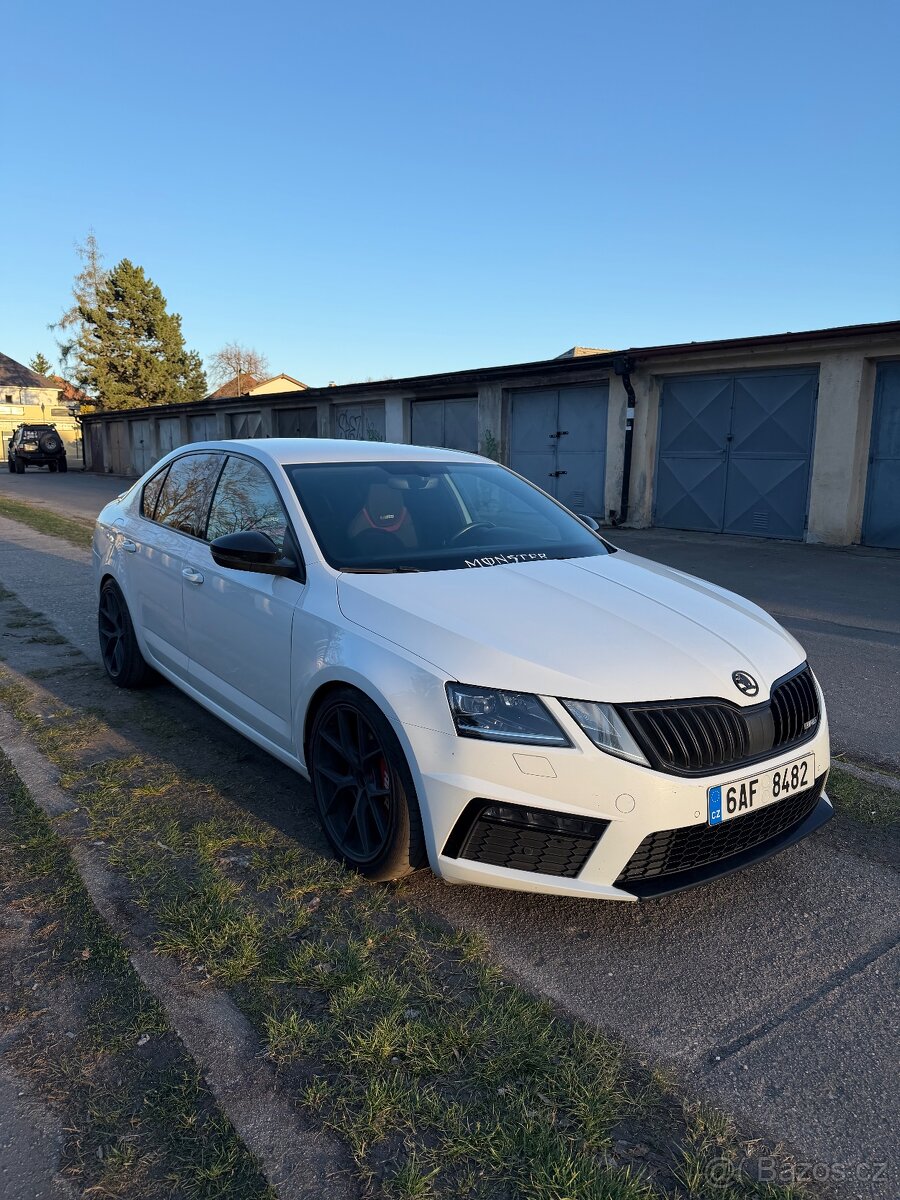 Škoda Octavia 3 RS230 - 3