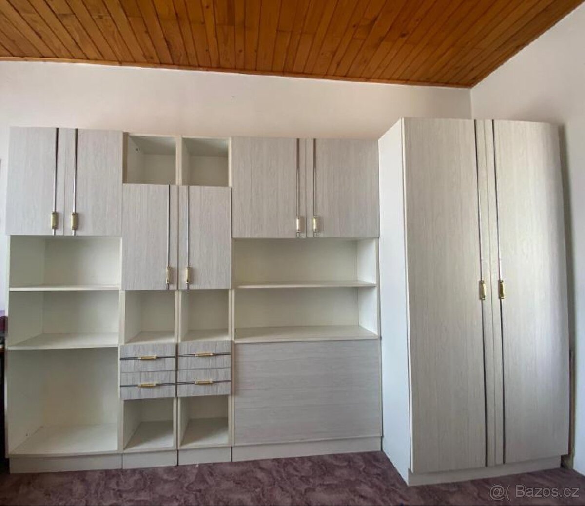 bílé skříně - 3