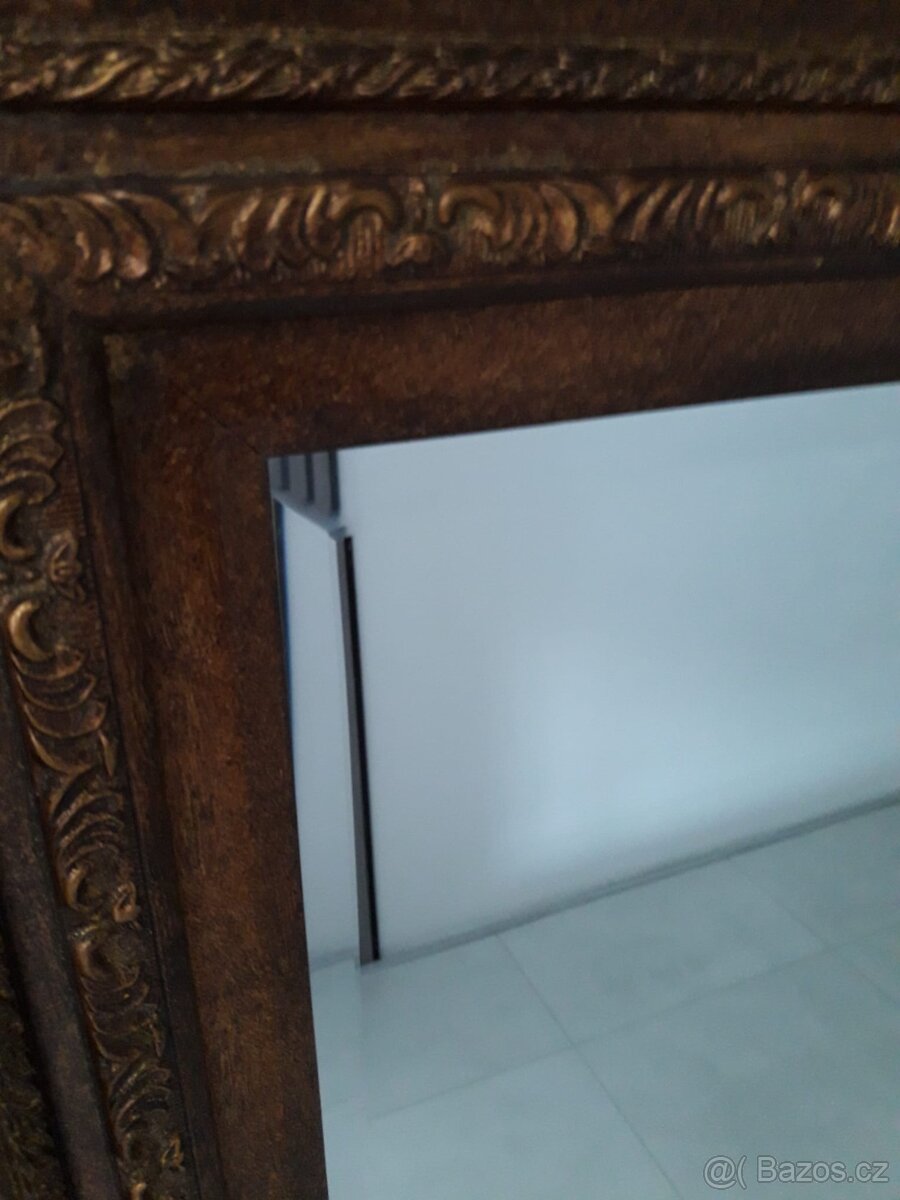 Zrcadlo ve starožitném rámu - 3
