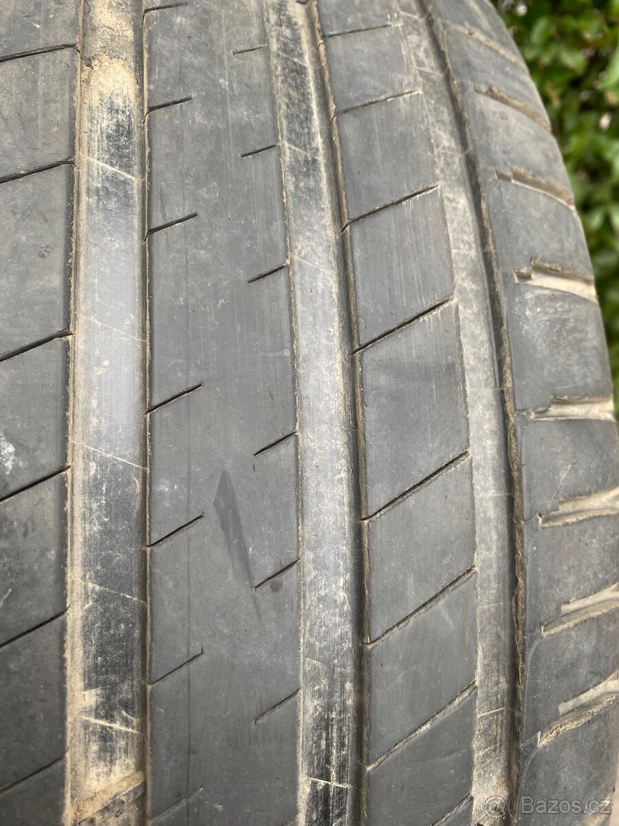 235/55 R19 105V Michelin 4x5mm dot0722 Letní - 3