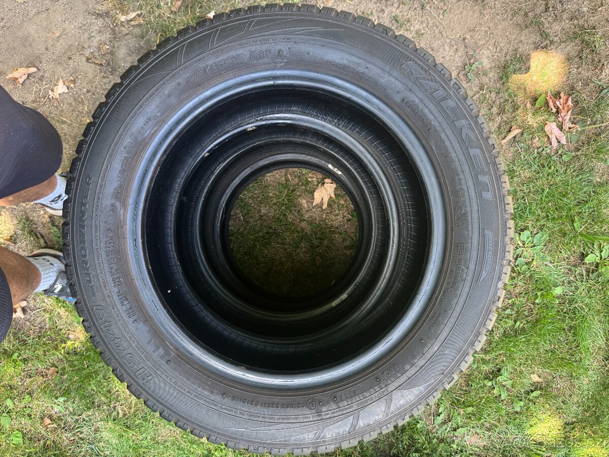 185/60/15 zimní sada Falken - 3