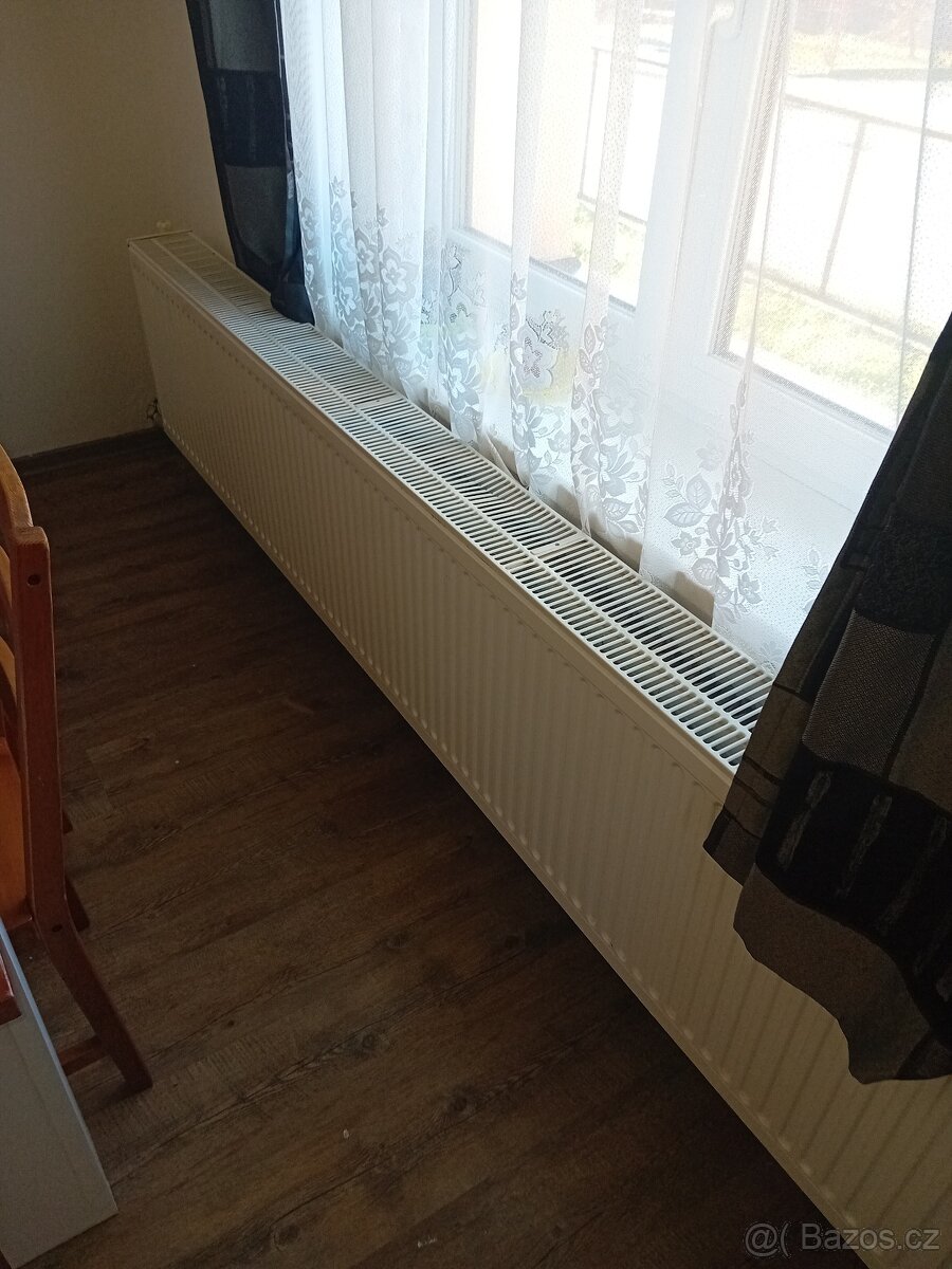 Deskový radiátor AIRFEL VK 33/500/2600, výkon 5405 W - 3