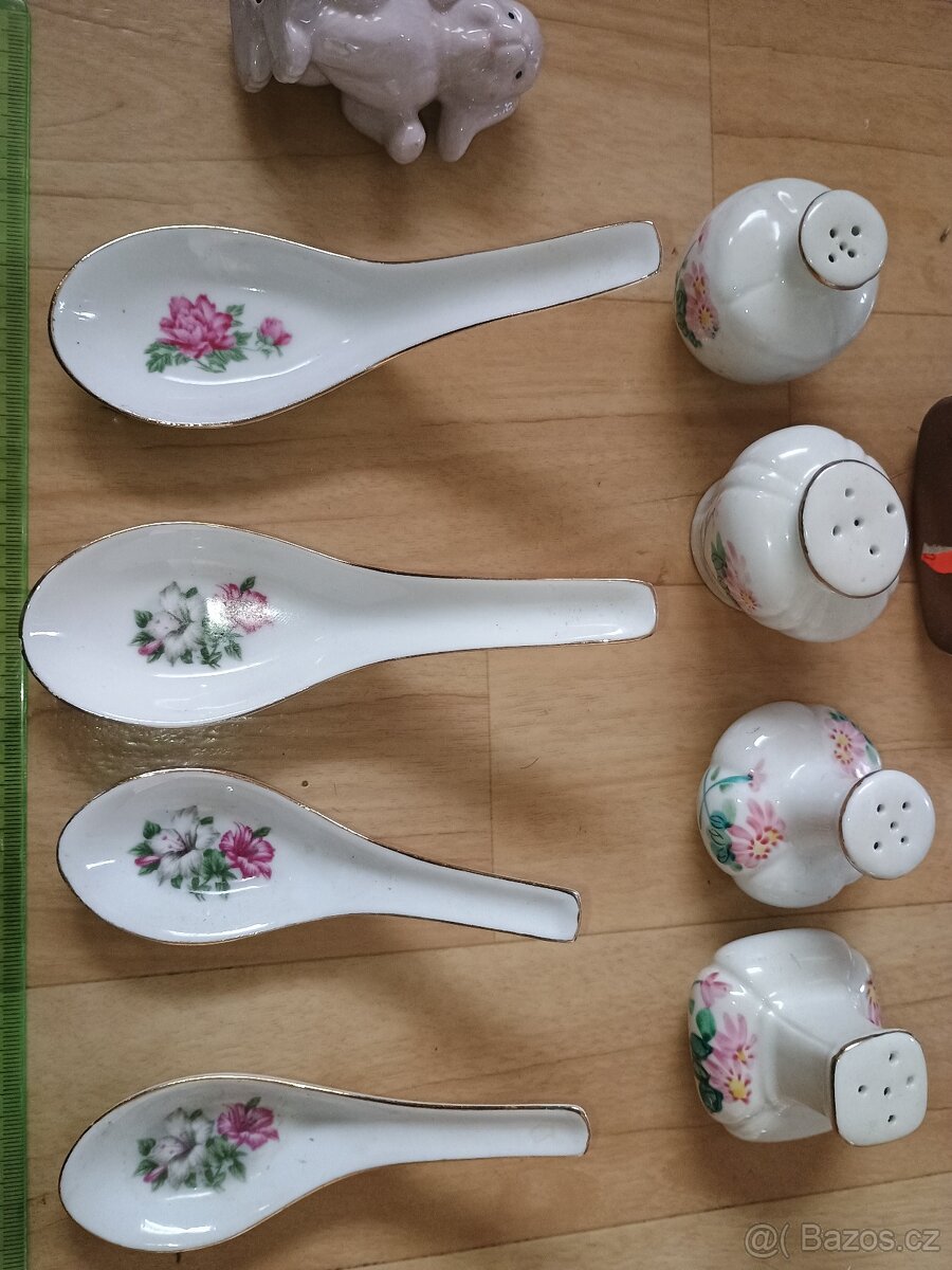 Sběratelský porcelán a keramika lžíce solnička talířek... - 3