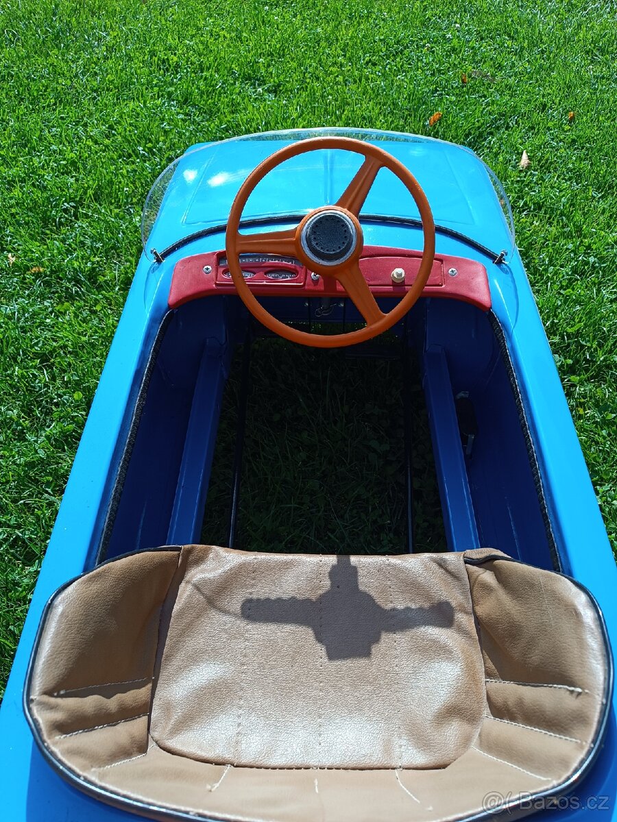 Šlapaci autíčko moskvič - 3
