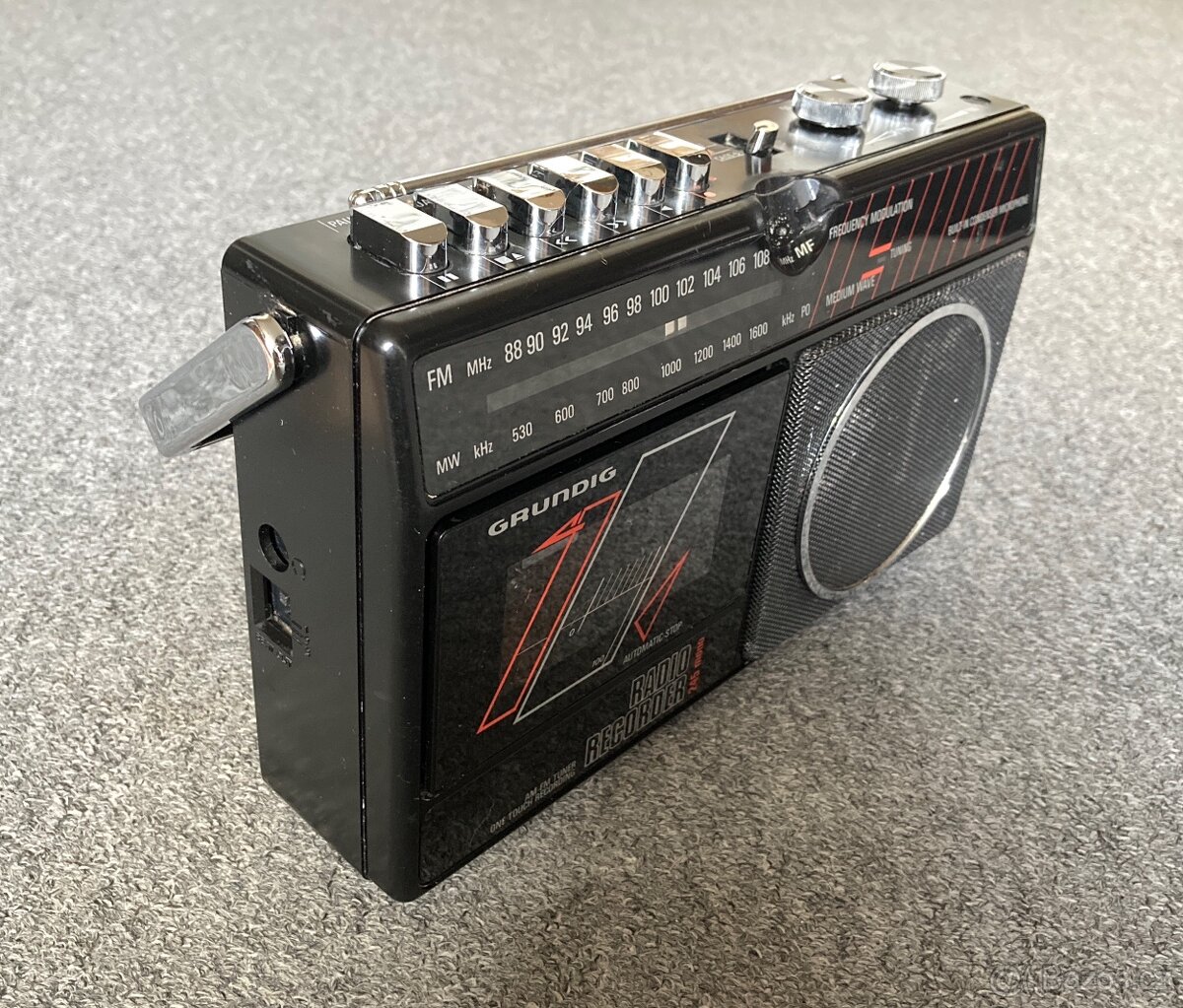 Radiomagnetofon GRUNDIG RR 245 - 3