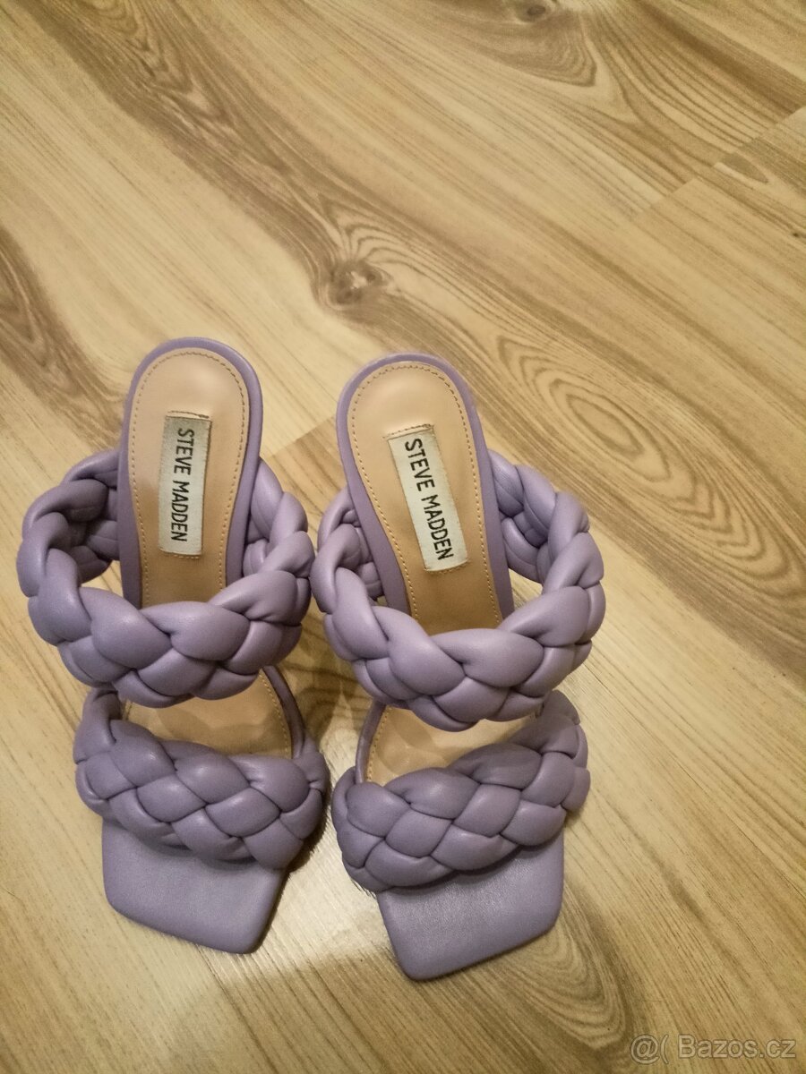 Různé značky a druhy bot - 3