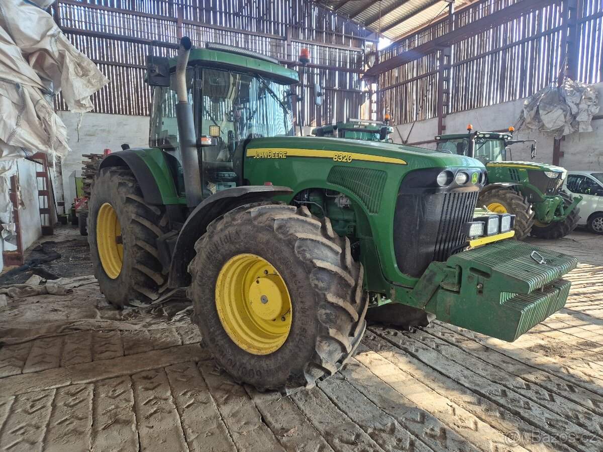 John Deere 8320 - 3