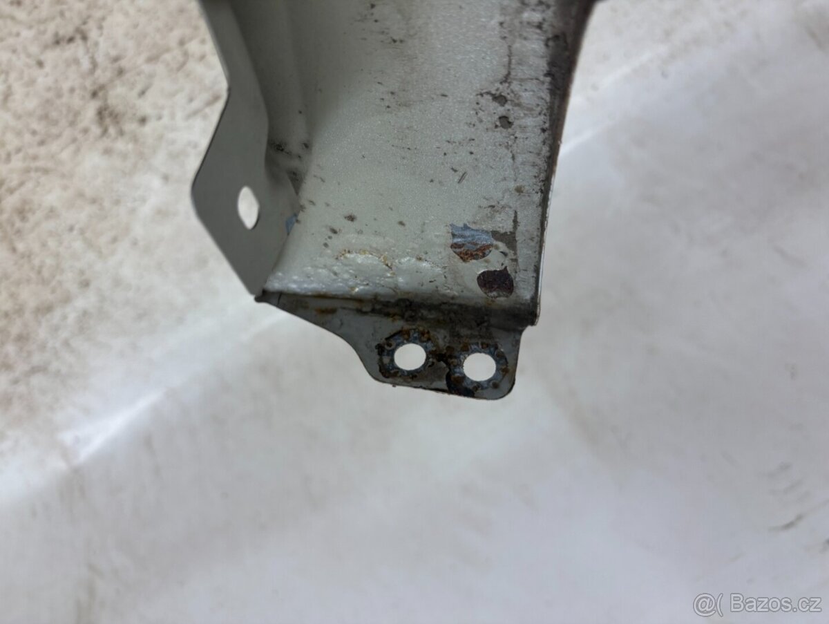 Přední levý blatník Škoda Rapid stříbrná - 3