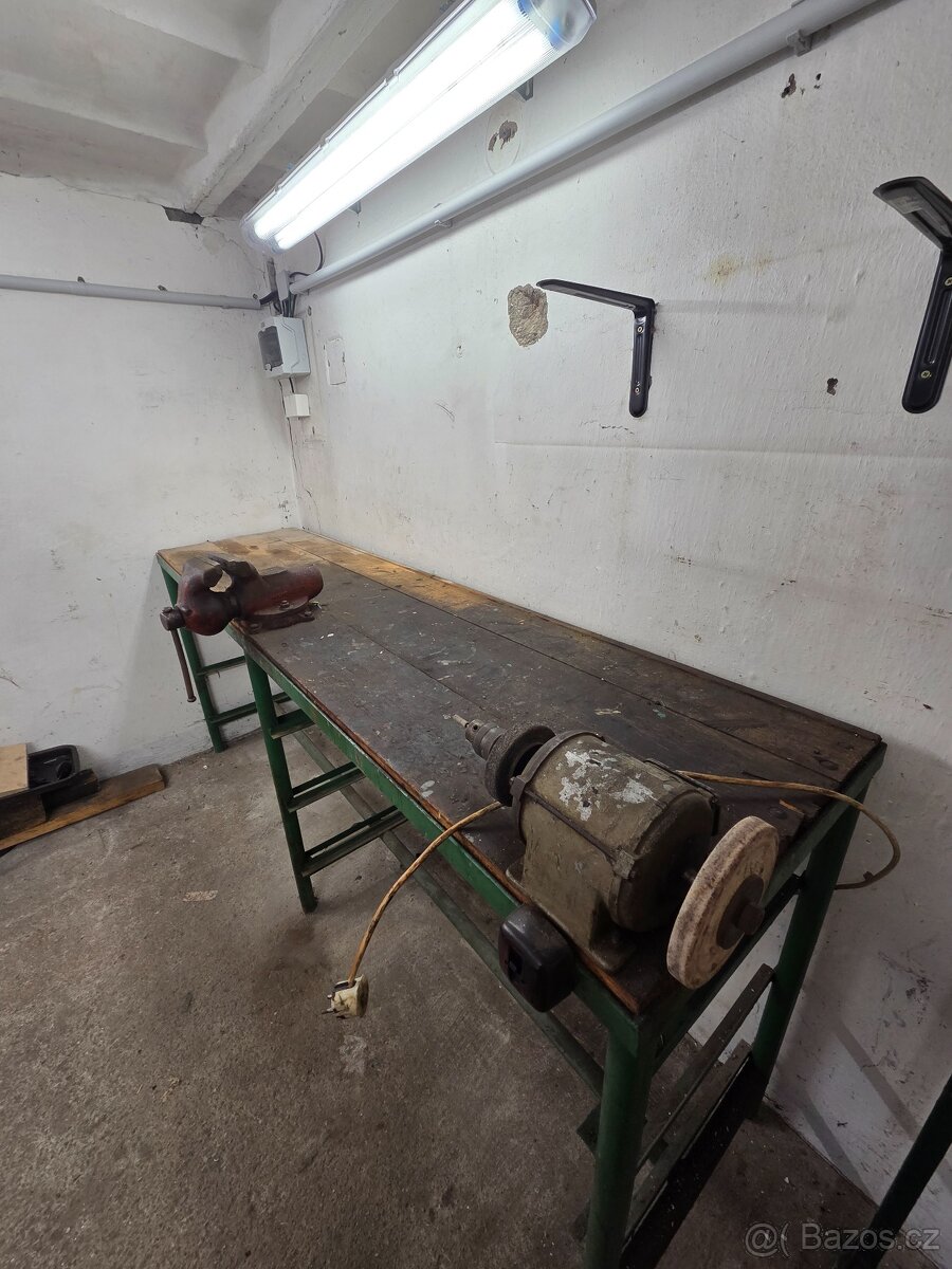 Pracovni stul - Ponk se sverakem - 3