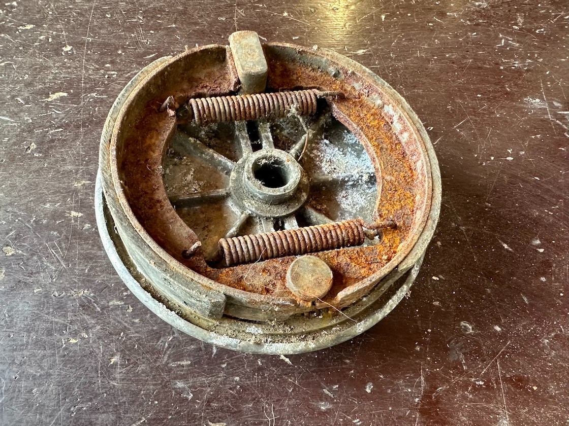 Predám brzdový štít ČZ 125c 150c - 3