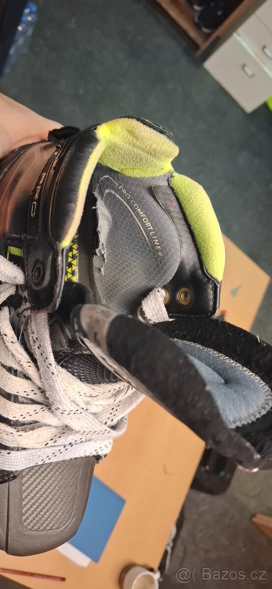 Brankárska výstroj - 3