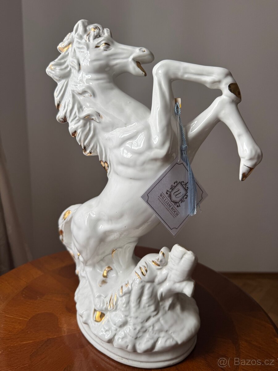 Keramická glazovaná soška koně se zlacenými prvky - 3