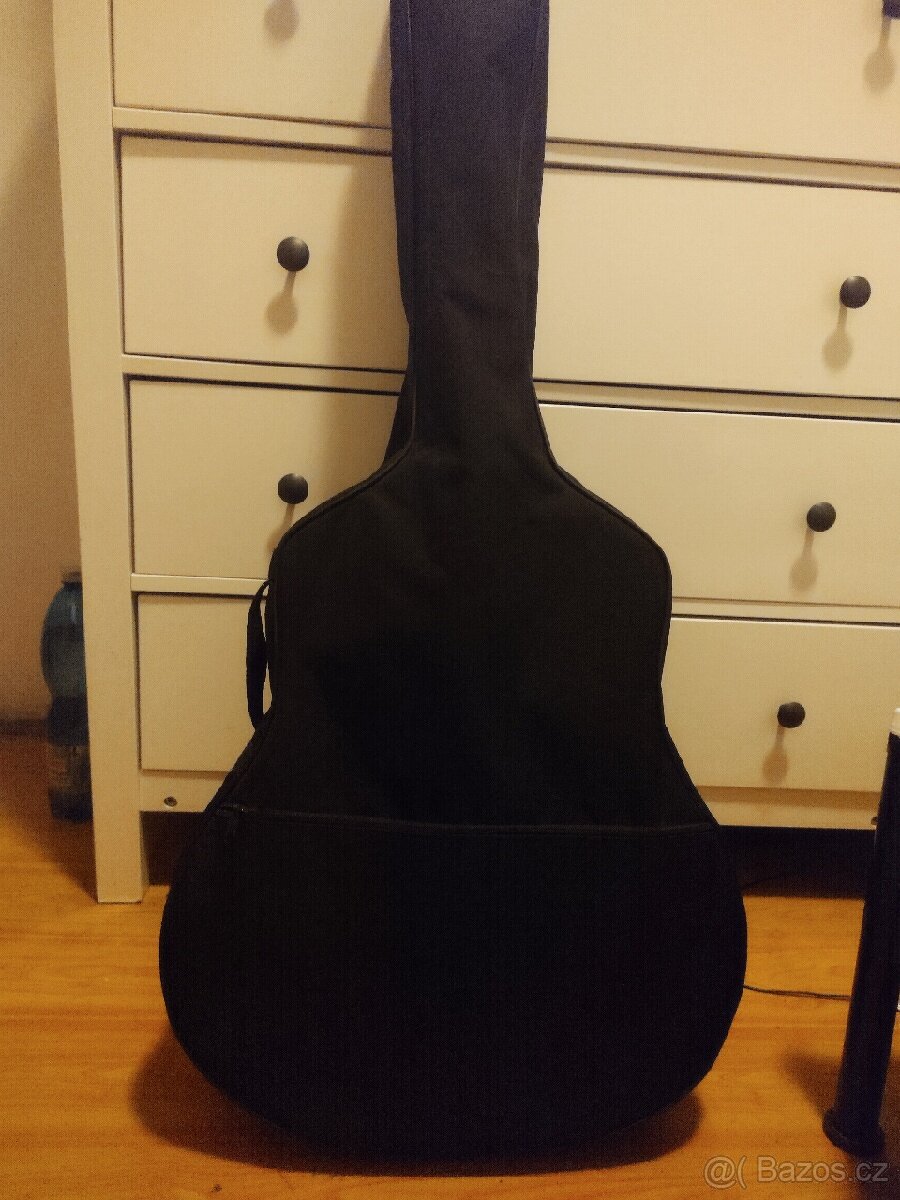 Akustická kytara Martinez - 3
