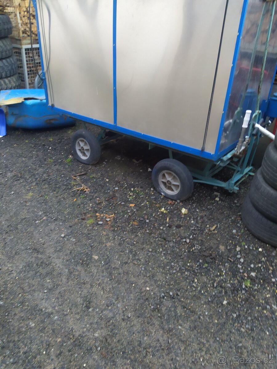 Vozík na listi sklápěcí dozadu - 3