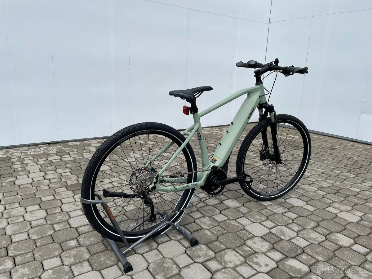 Yamaha CrossCore RC - vel. L , sleva 42% - 3