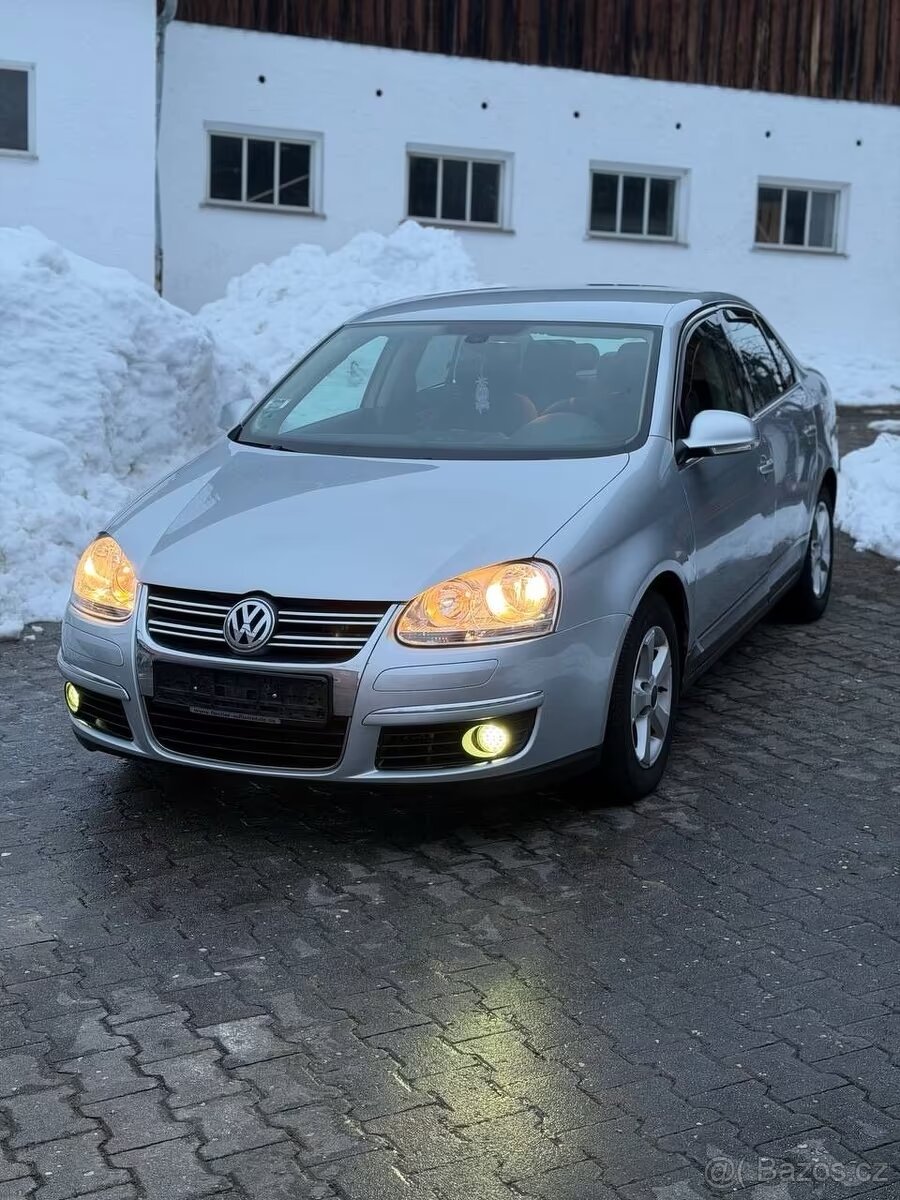VW JETTA 1.6 FSI TOP STAV - 3