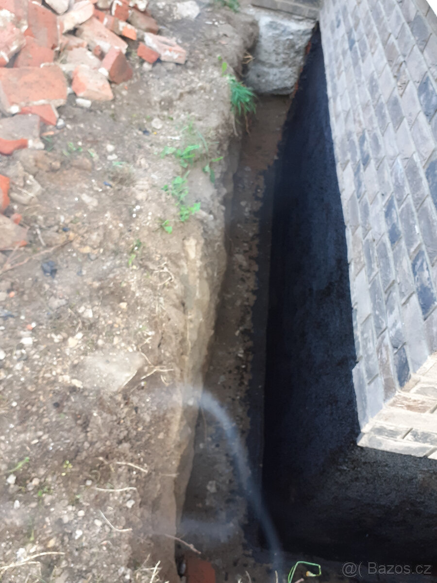 Kanalizace -Zemní a vykopové práce,vrtaní na sloupky 30cm ši - 3