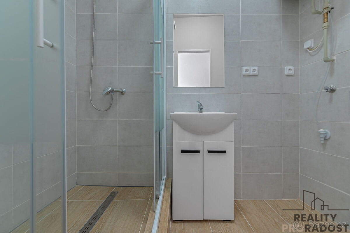 Pronájem bytu 2+kk ve Znojmě, byt 2+kk, 30,9m2 Znojmo – byt - 3