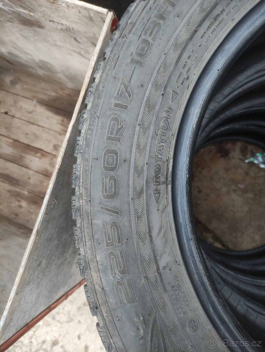 Zimni pneu Nokian 225/60 R17 - 3