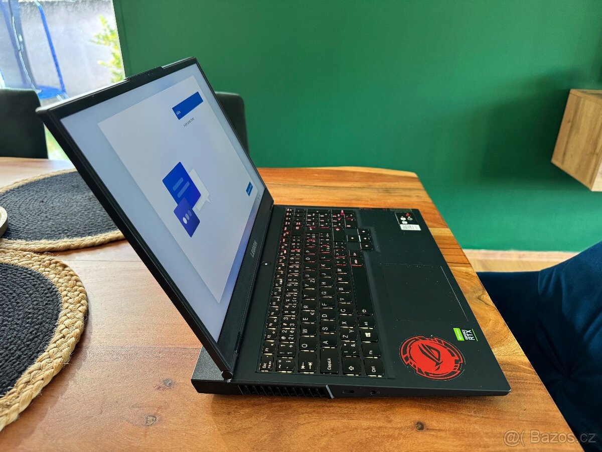 Herní Notebook Lenovo - 3