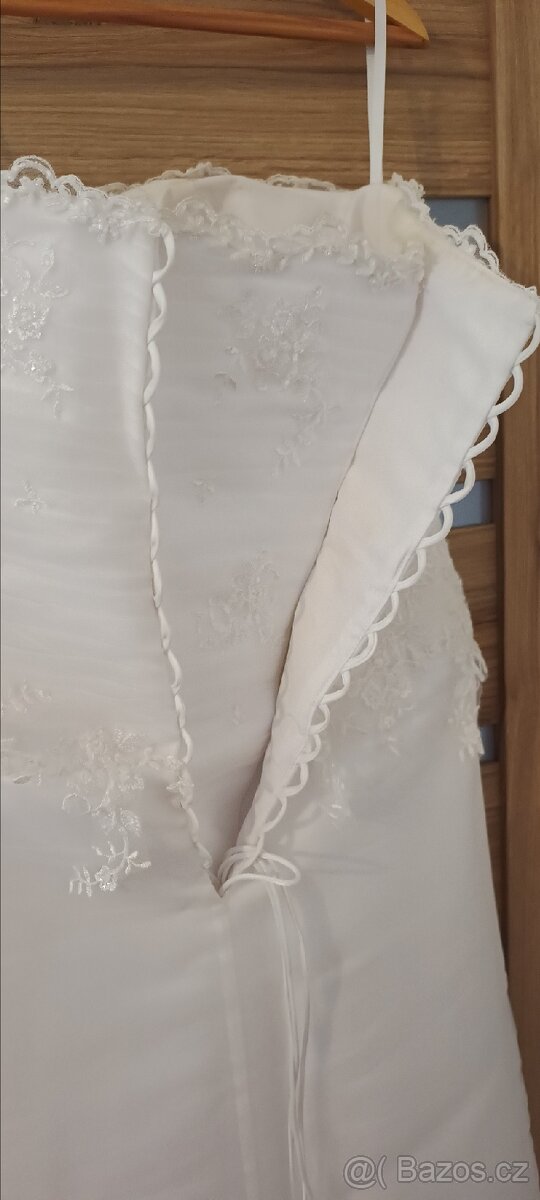 Svatební šaty bílé šněrovací velikost 46 - 3