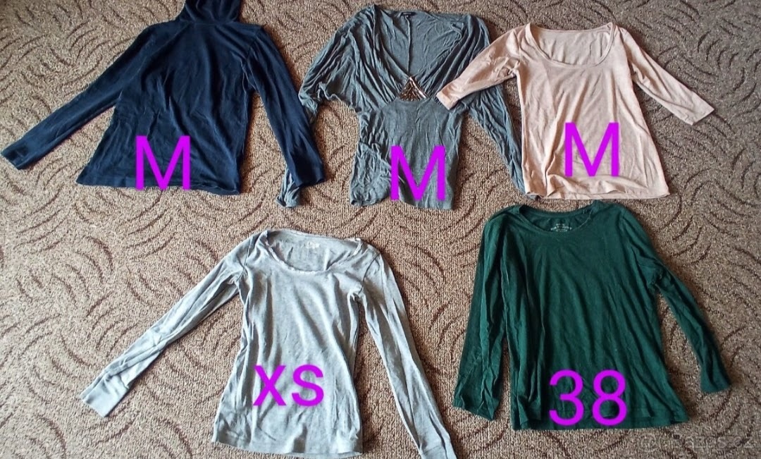 TRÍČKA ,TÍLKA A JINÉ 10KČ/KUS - 3