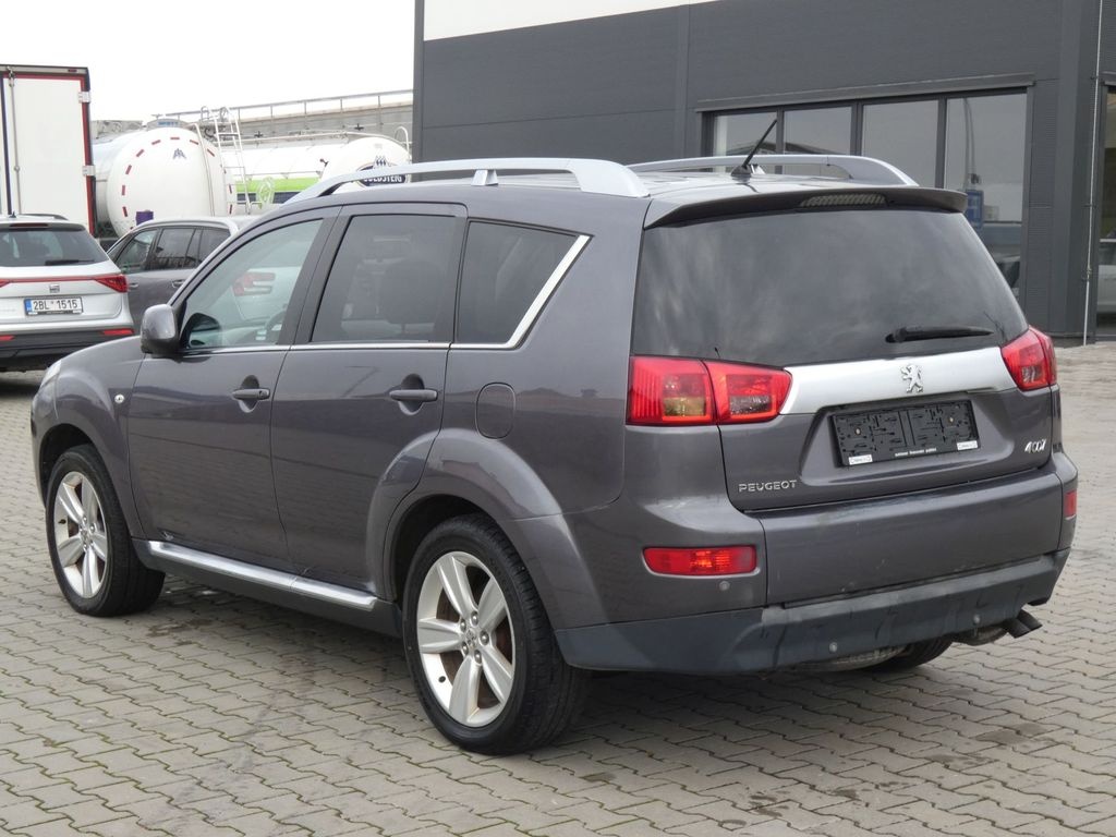 Peugeot 4007 2.2 HDI 7míst, 4x4, kůže - 3