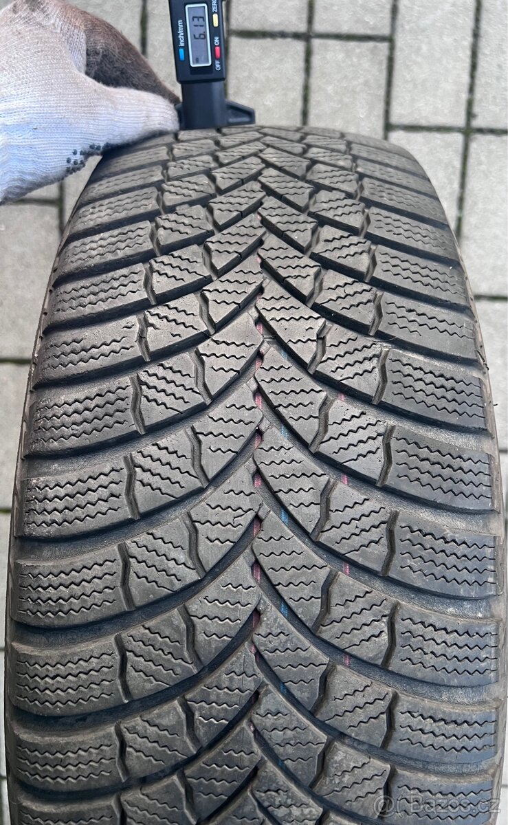 Škoda - 16" kola + zimní 205/55 R16 5-6mm - 3