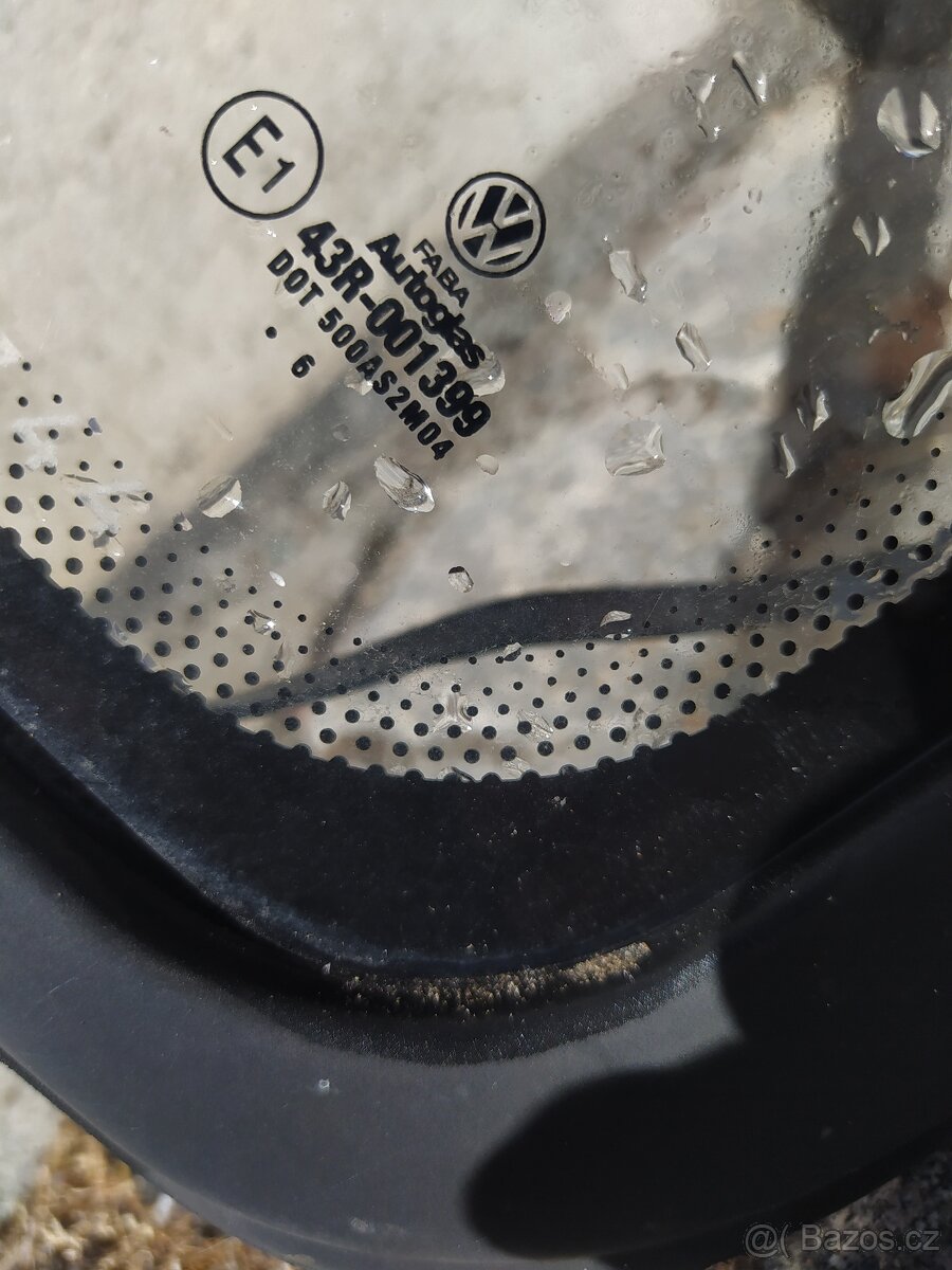 Multivan T4, Caravelle T4 zadní okno - 3