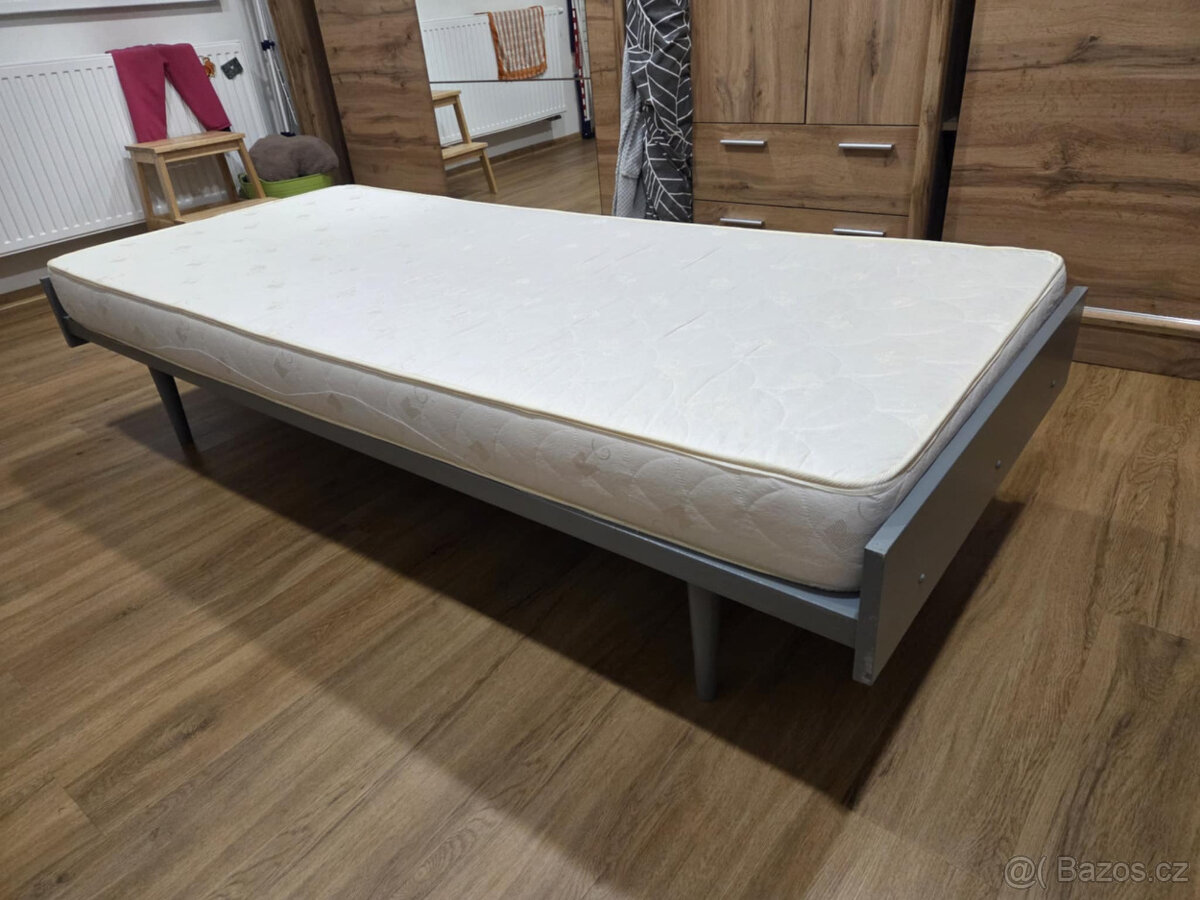 Postel na matraci 190x85 cm - 3