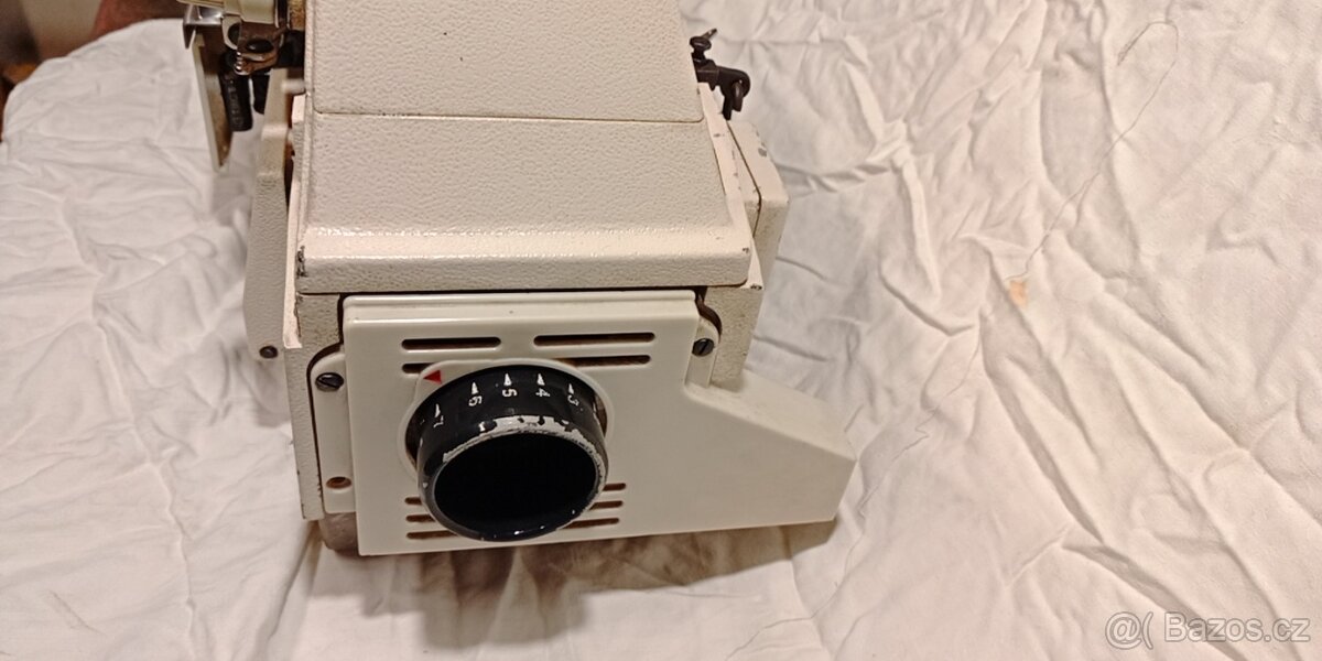 overlock průmyslový GEMSY - 3