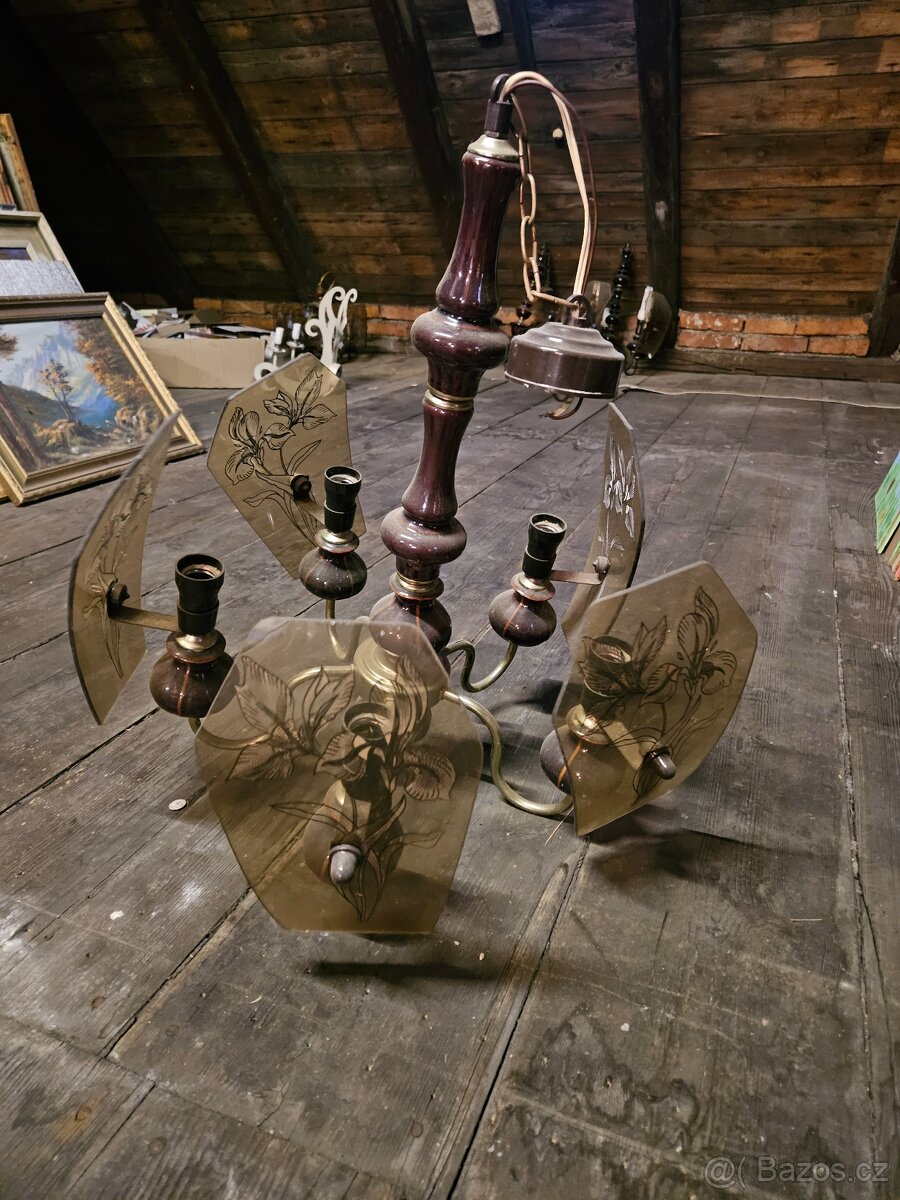 Daruji lustry na chalupu - 3