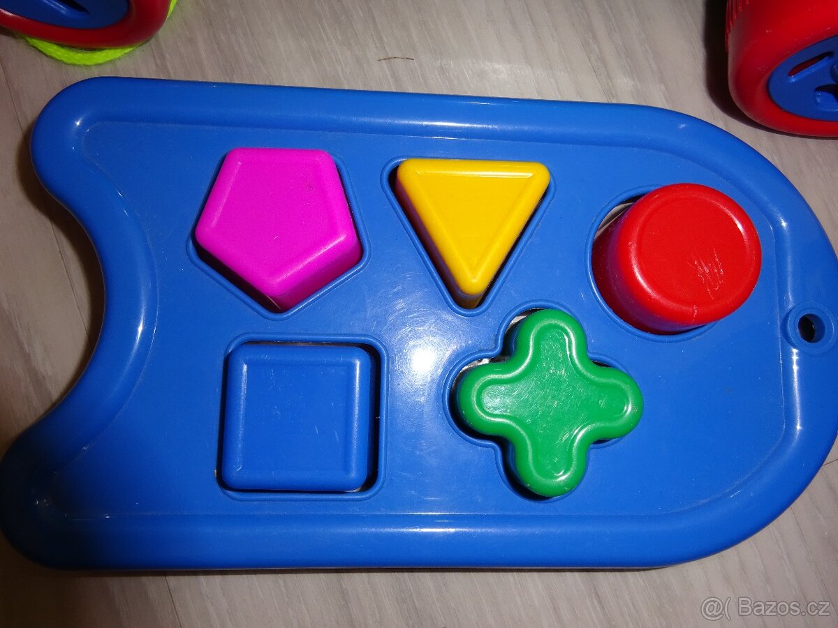 Slon s vkládacími kostičkami - 3