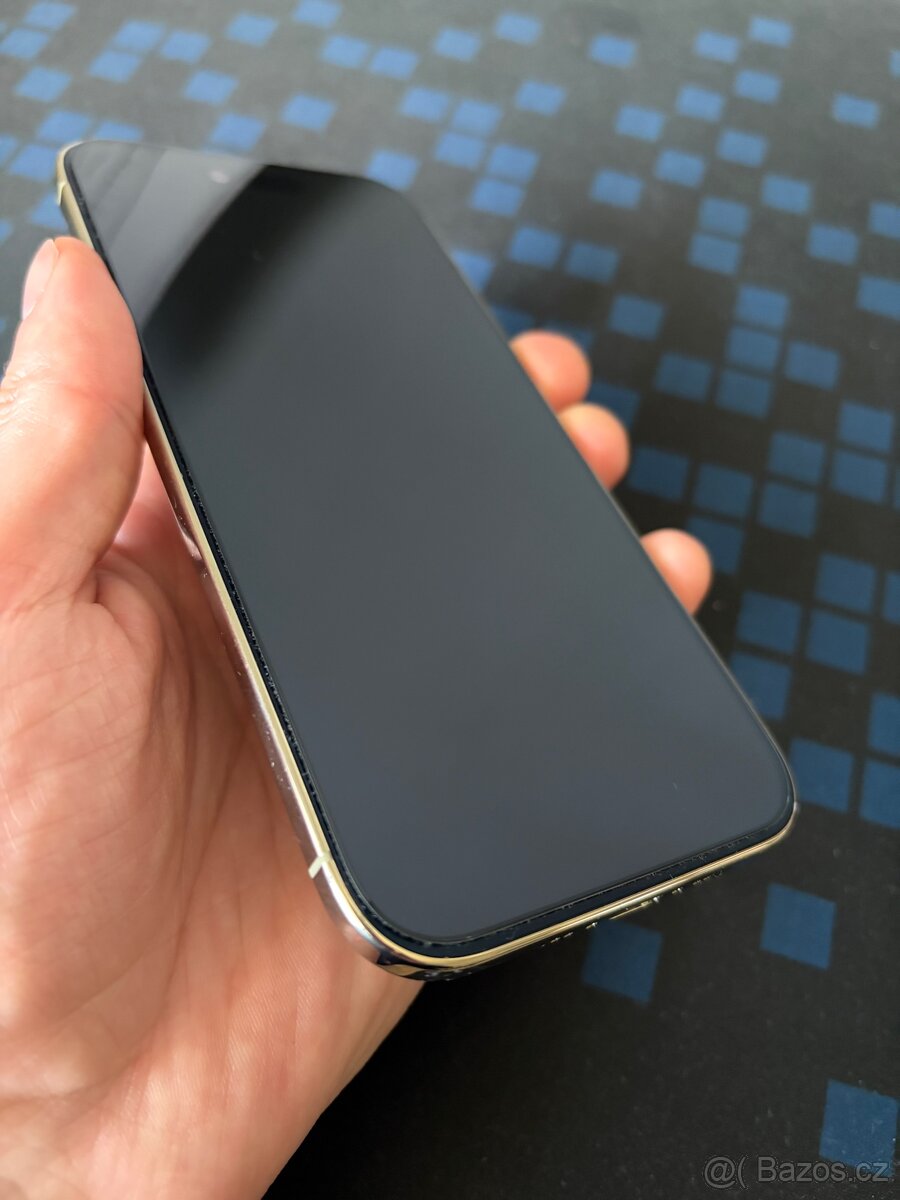 Apple iPhone Air - 3