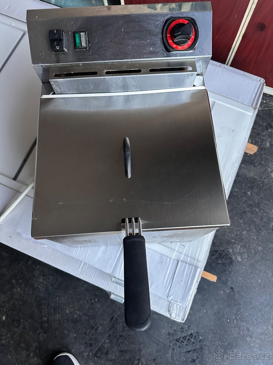 Nerezová Fritéza - 3