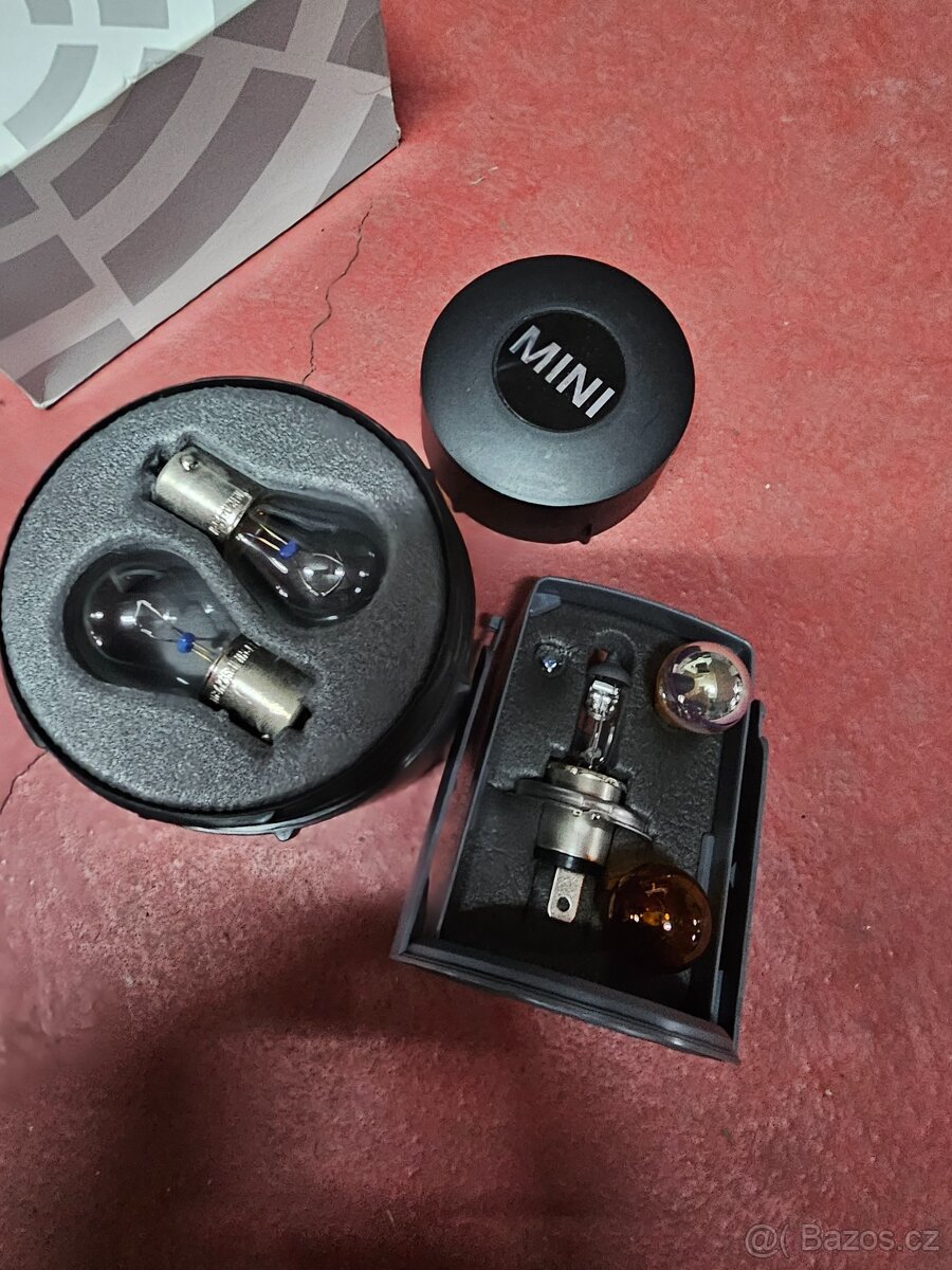 MINI 250 korun - 3
