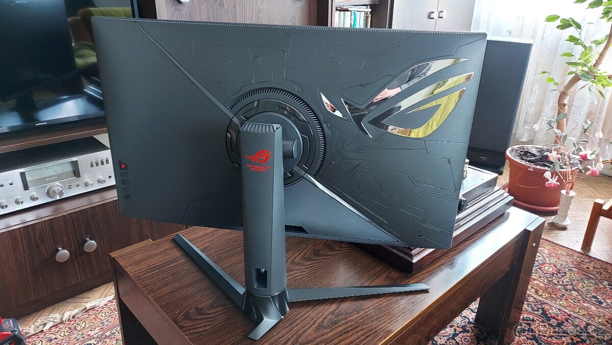 Asus ROG Swift PG32UQ 4K 144Hz - 3