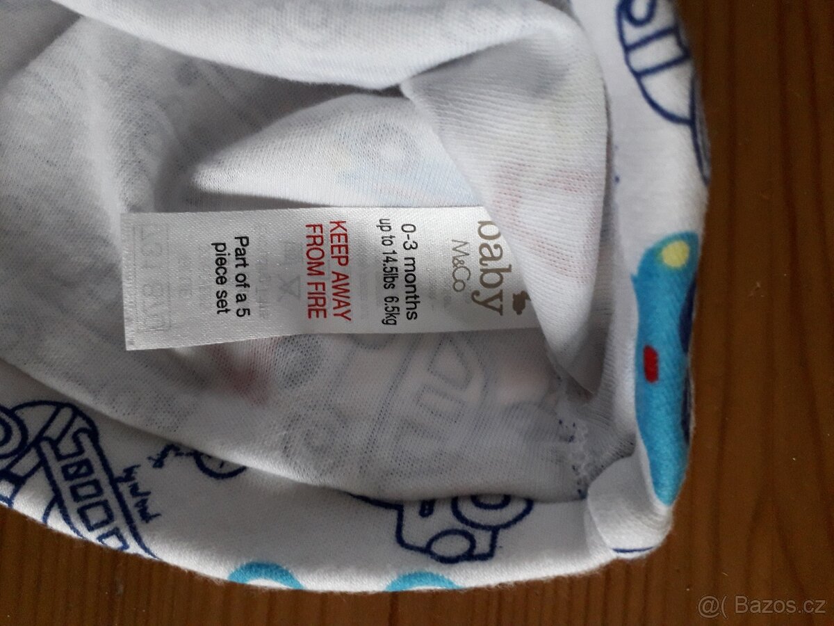 Čepičky 0-5měs - 3