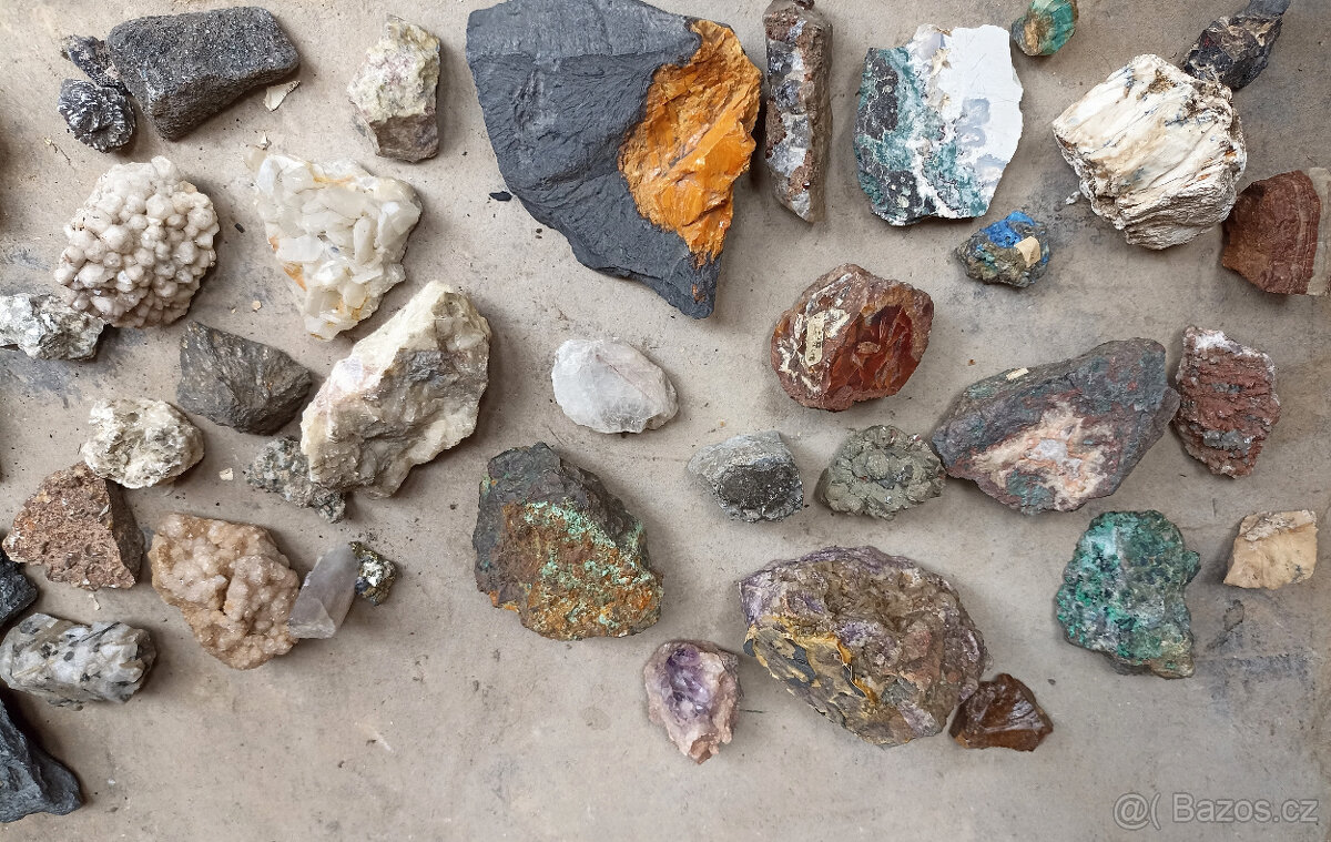 Sbírka minerálů a zkamenělin - 3