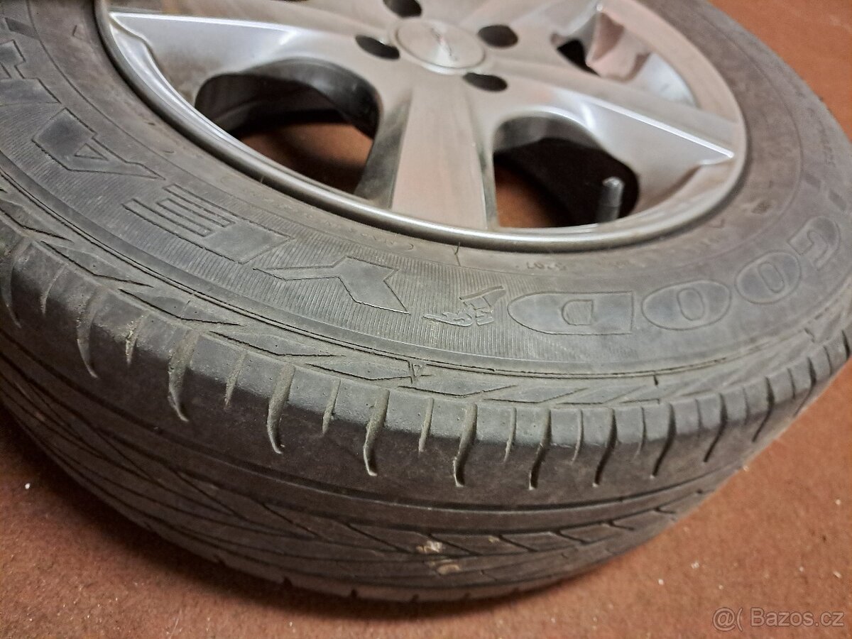 Prodám Alu kola Dezent - 3