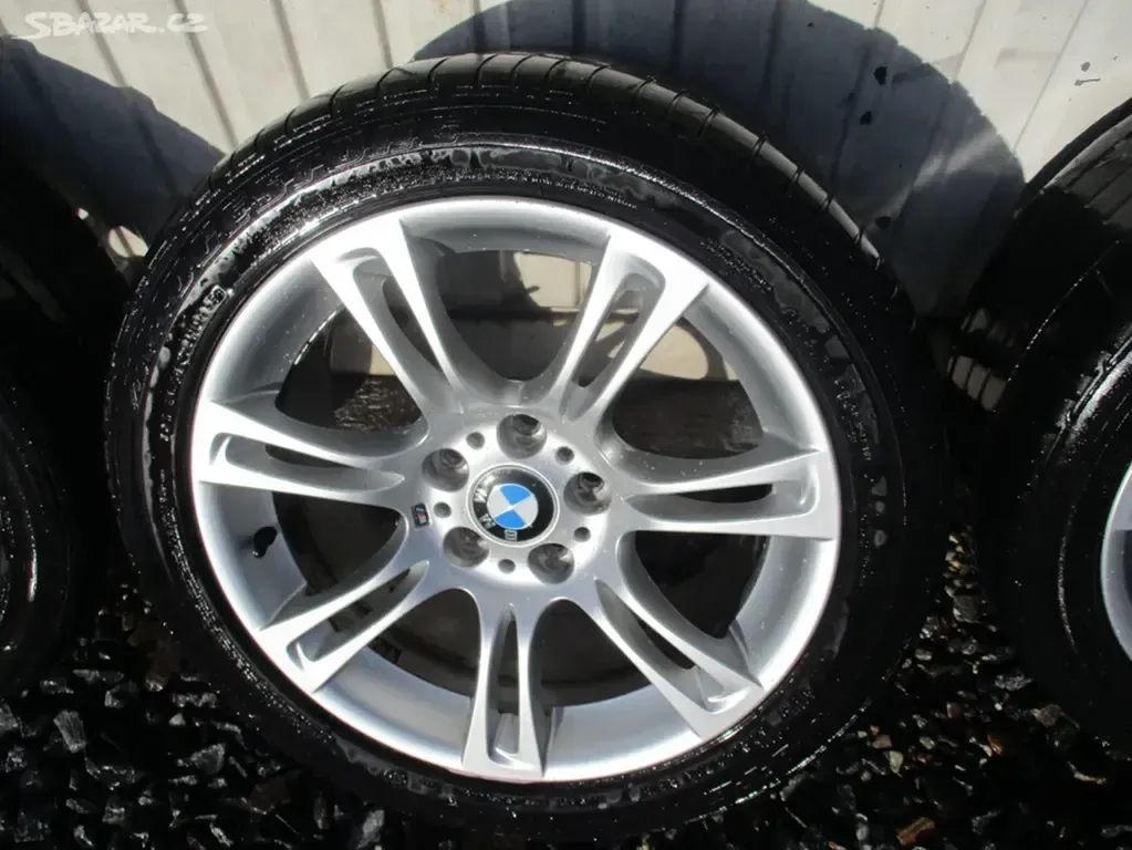 ALU kola BMW F11 8+9x18 ET24 - 3