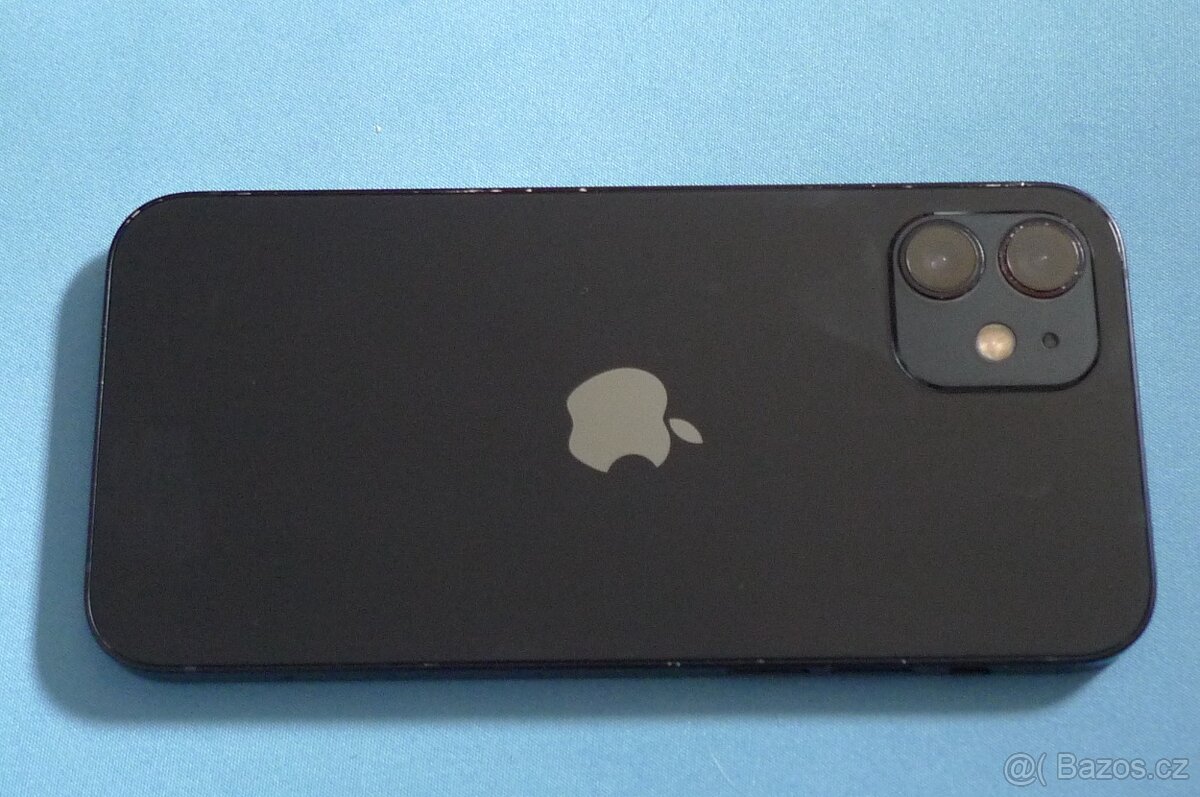 Apple iPhone 12 128GB Baterie 76% - 3