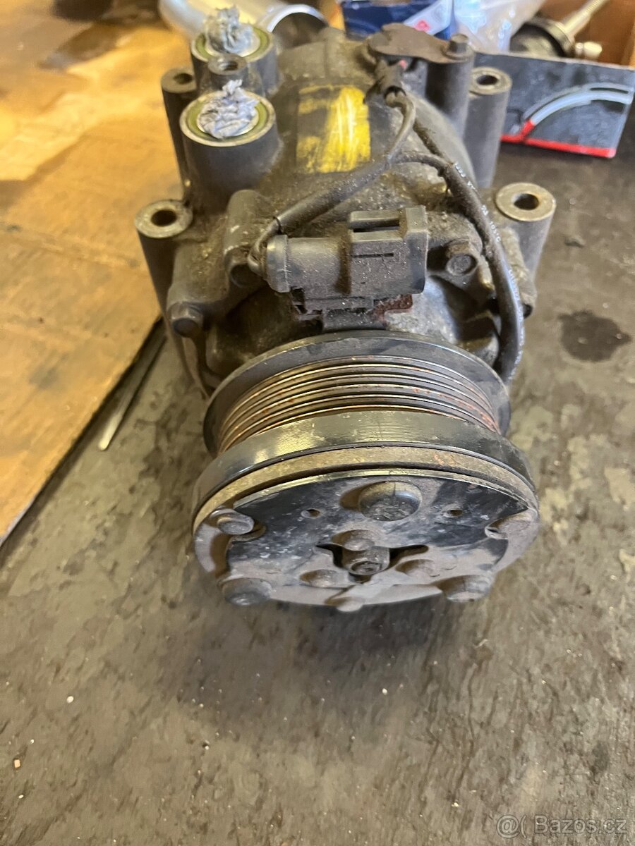 Kompresor klimatizace ford Focus mk1 - 3
