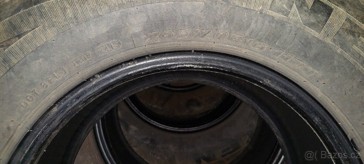 Pneu 265/70 R16 - 3