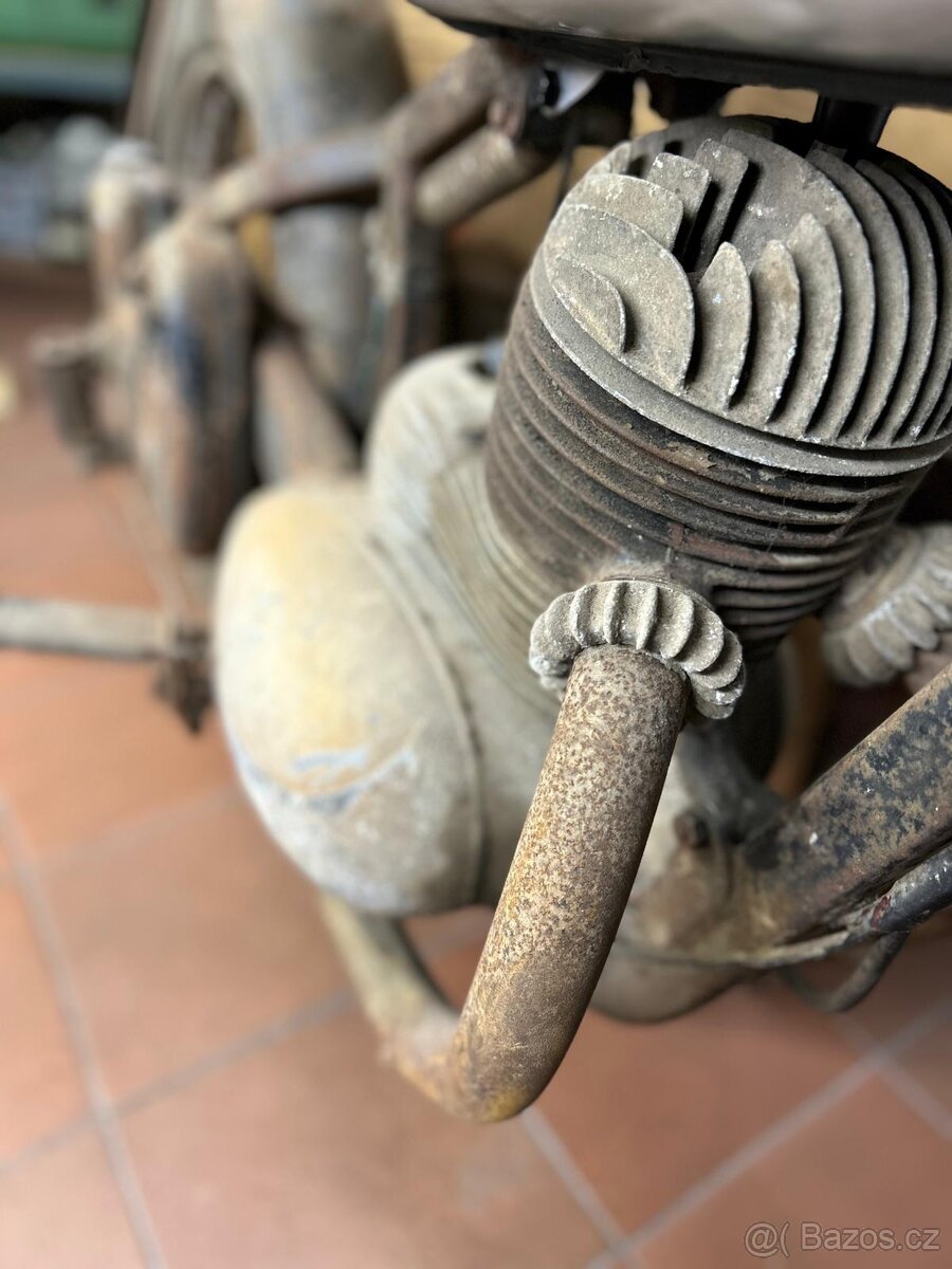 Prodám Jawa Perák r.v.1949 - 3