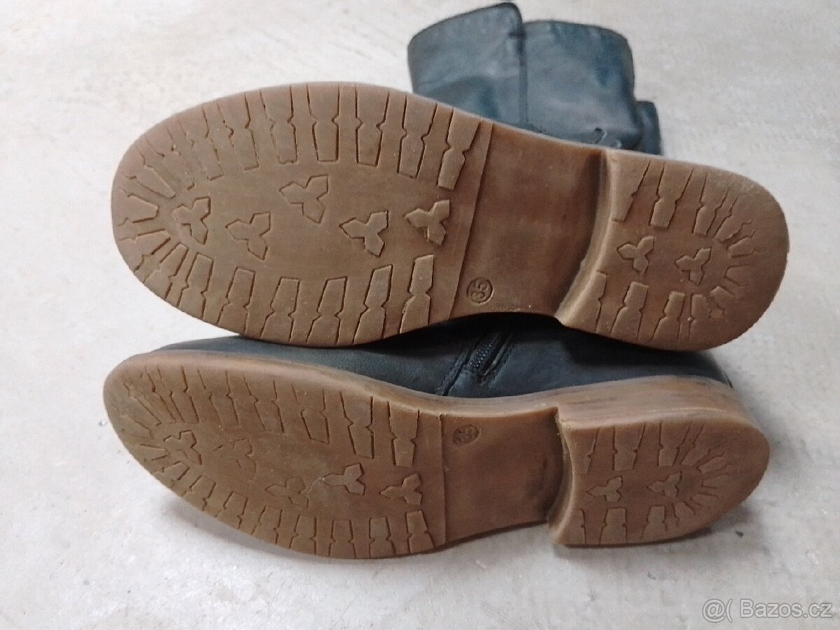 Dívčí kožené kozačky vel. 35 - 3