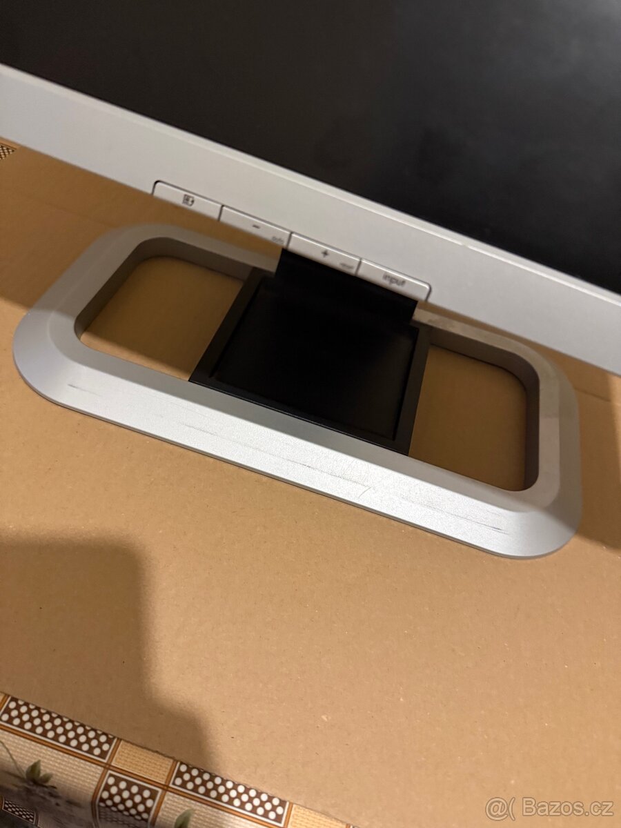 Monitor HP nastavitelnej - 3