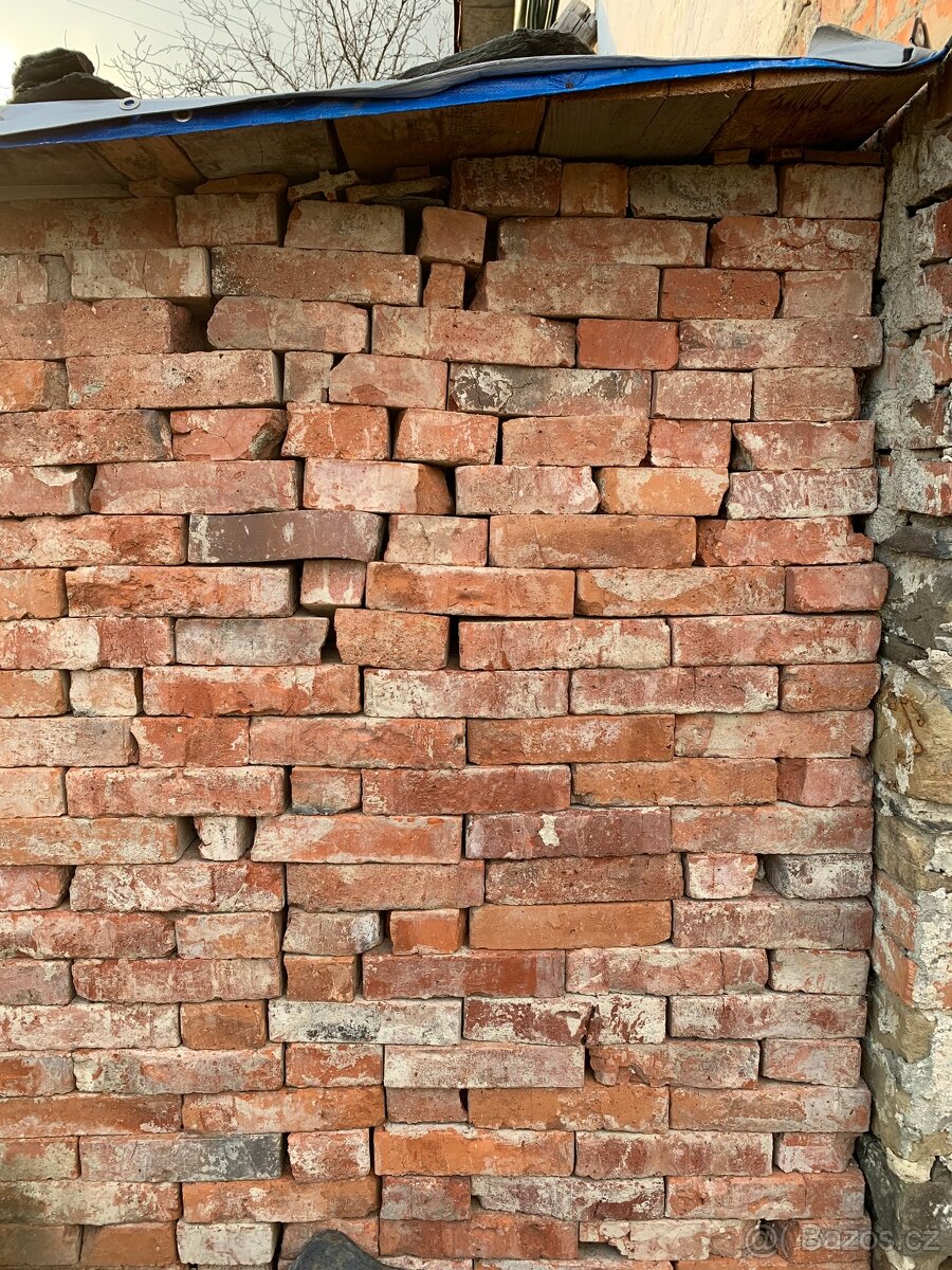 Očíštěné plné cihly - 3
