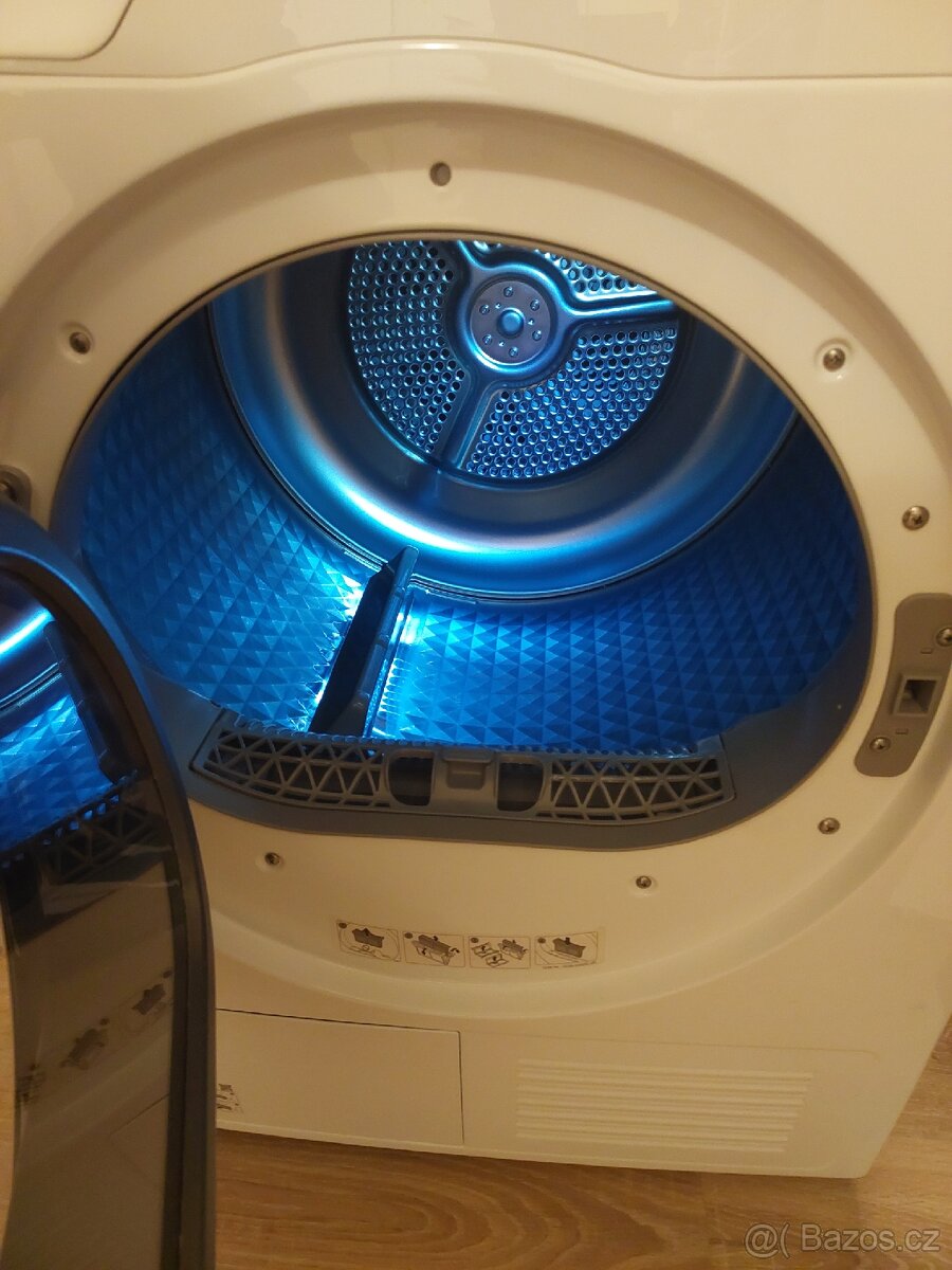 Sušička Samsung 8KG DV80T5220AE - 3